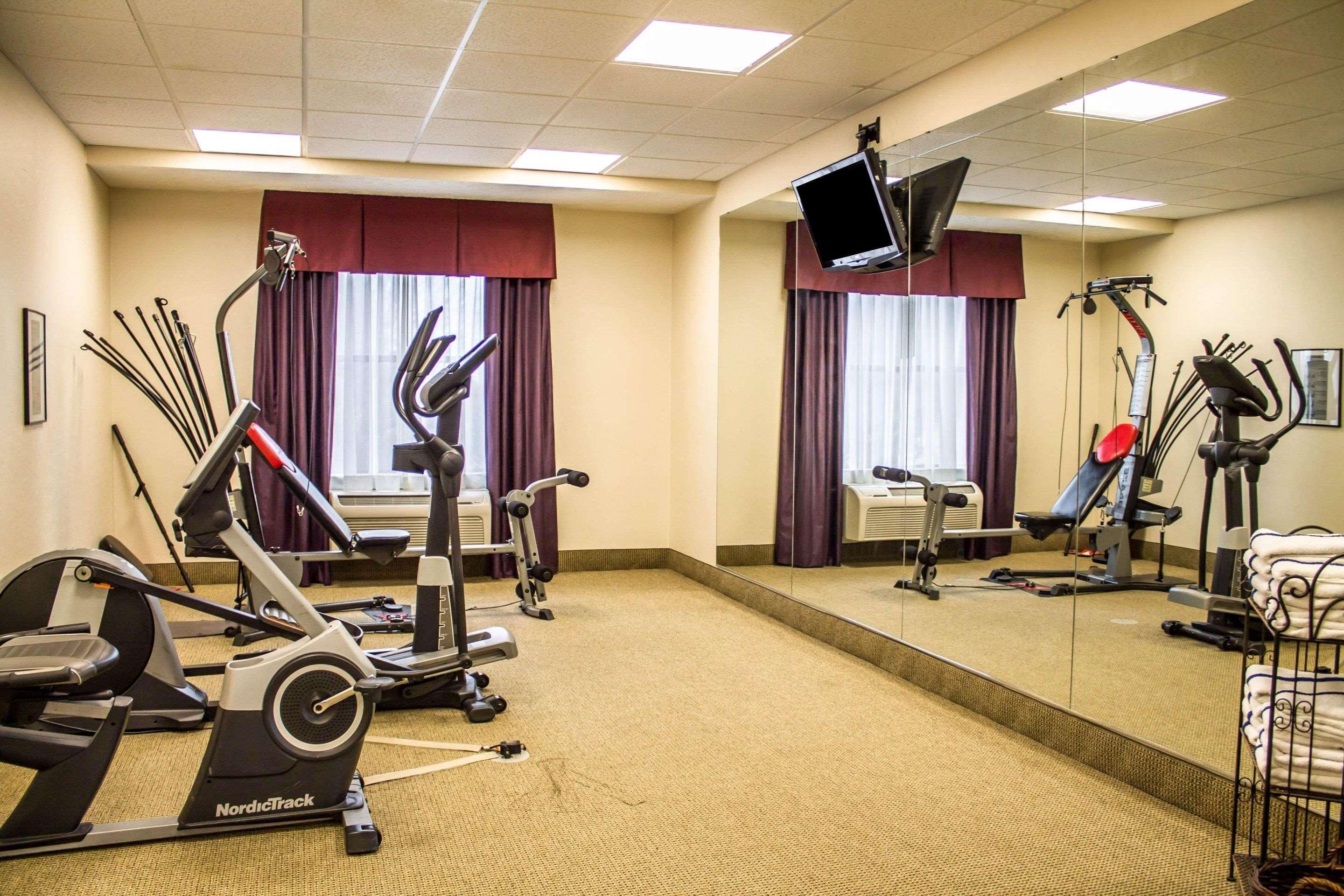 Comfort Inn & Suites Kent - University Area Extérieur photo
