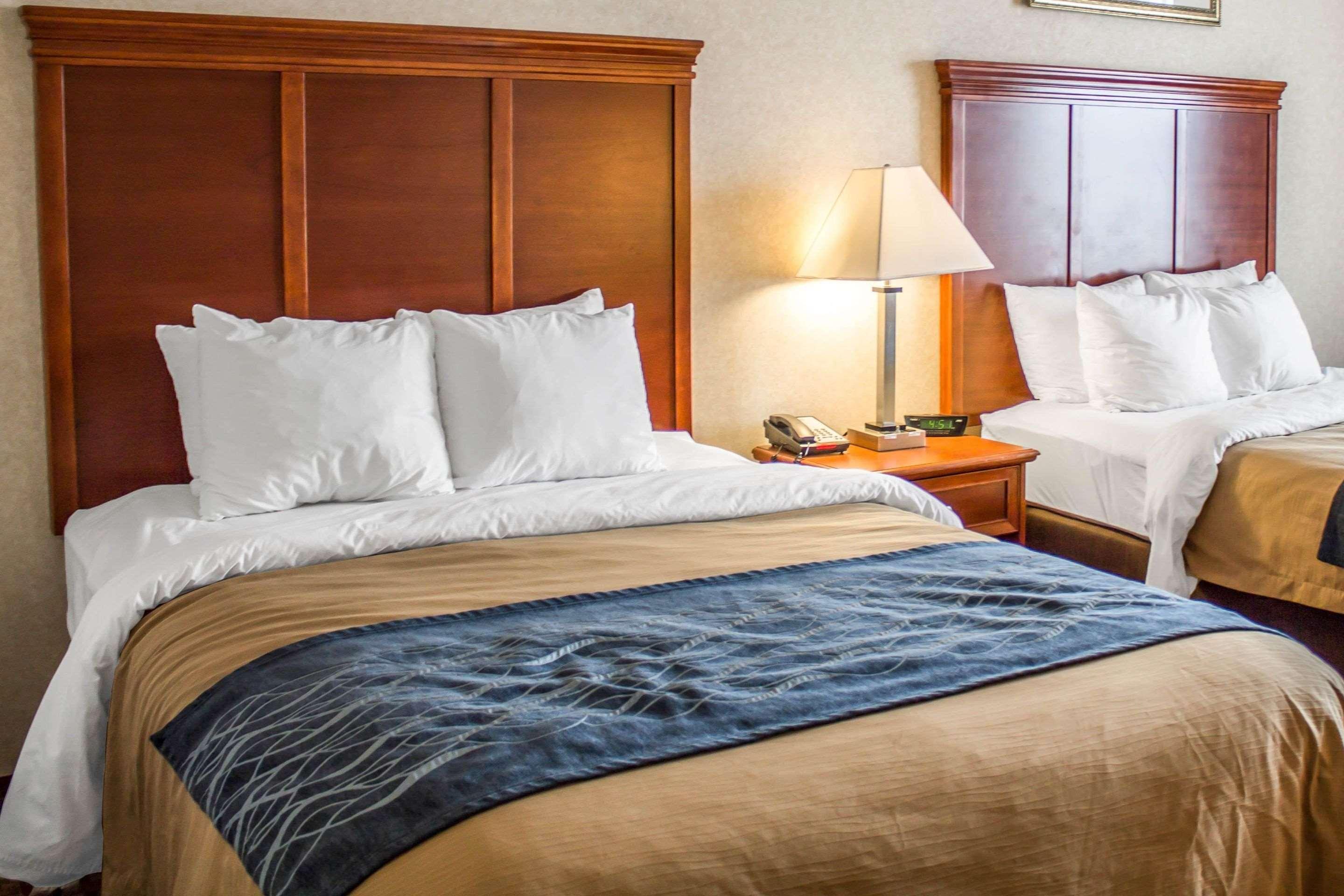 Comfort Inn & Suites Kent - University Area Extérieur photo